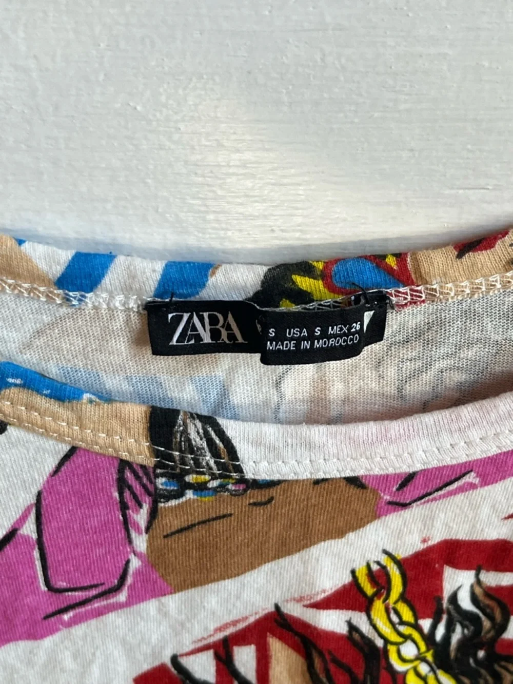 Zara Ladies Illustrated Crop Tee - Picture 2 of 4